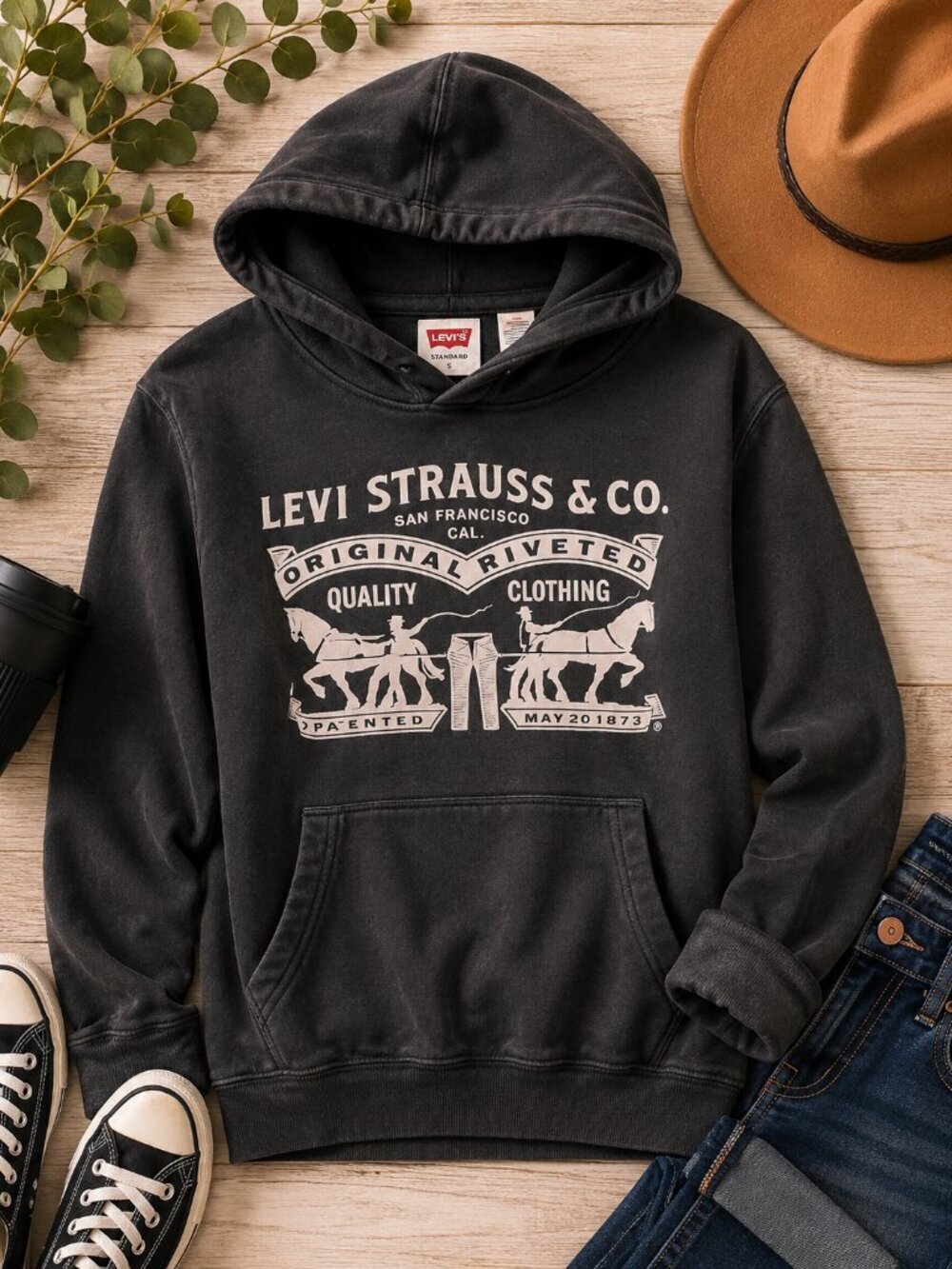 Levi's Graphic Hoodie Small Charcoal Gray Levi Strauss Logo Pullover Sweatshirt